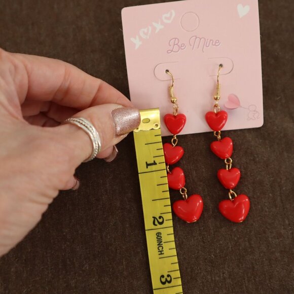 Heart Drop Earrings Womens Red Lovecore Casual Dinner Date Weddings NWT - Picture 3 of 4